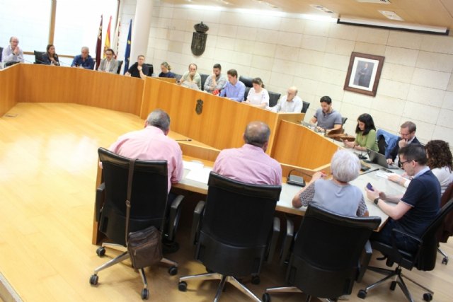 Este jueves se celebra un pleno extraordinario que tratará el contrato de gestión y explotación del servicio público de la piscina cubierta