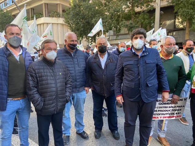 Pedro Sánchez tiene que escuchar el grito desesperado de la Región de Murcia: 'basta ya'