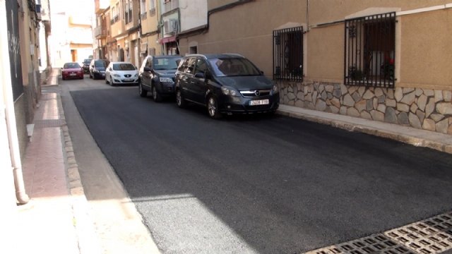 Acometen durante esta semana y la próxima obras de reparación de baches y desperfectos en varias calles muy deterioradas de Totana y El Paretón