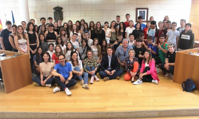 Realizan una recepción institucional a los 29 estudiantes franceses que están de intercambio con alumnos del IES Prado Mayor