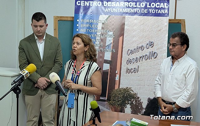 Totana impulsa el empleo y el autoempleo con el programa formativo gratuito 'Empléate Murcia 2025'