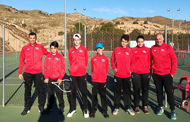 Victoria en las dos primeras jornadas de liga regional interescuelas por el equipo del Club de Tenis Totana