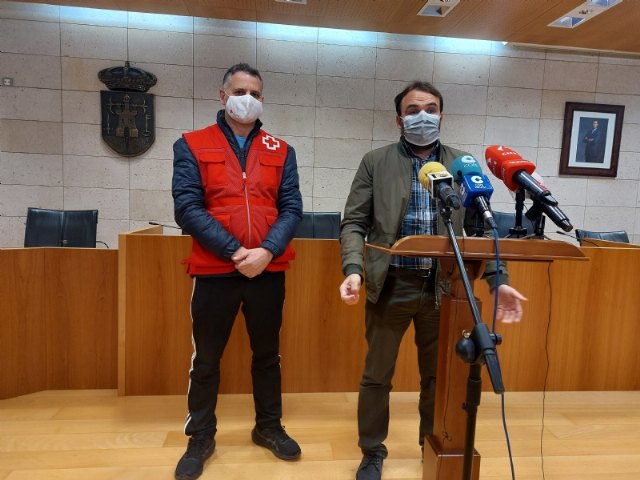 Cruz Roja Española ofrece un nuevo servicio gratuito de ayuda digital dirigido a personas mayores de Totana para realizar gestiones telemáticas