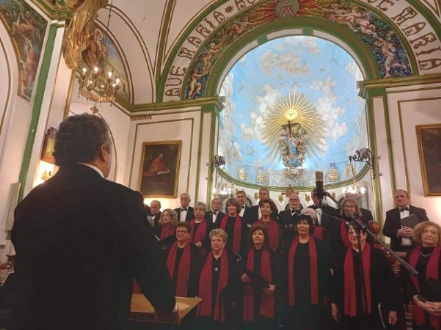 Suscriben un convenio de colaboración con la Coral Santiago para la realización de actividades musicales durante 2022