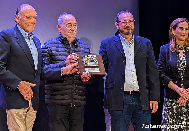 El Automóvil Club Totana recibe la Máscara de Oro 2025