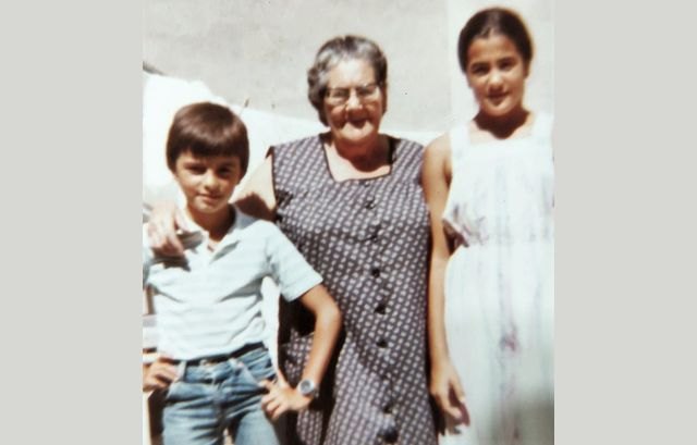 Eva y su abuela Soledad