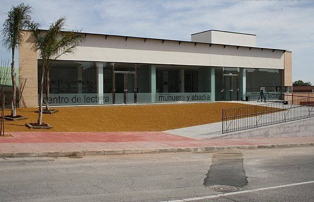 Se acuerda conceder a la Plataforma de la Juventud de Totana el uso del Centro de Lectura 'José María Munuera y Abadía' para el desarrollo de actividades variadas