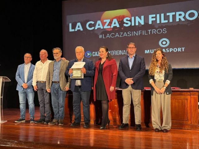 Totana acogió el preestreno de un nuevo capítulo de “La caza sin filtros”, dedicado a la Sociedad de Cazadores Santa Eulalia