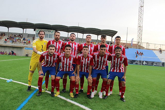 Empate en un emocionante duelo entre alfareros y pinatarenses: Actitud y sacrificio en un partido con decisiones polémicas