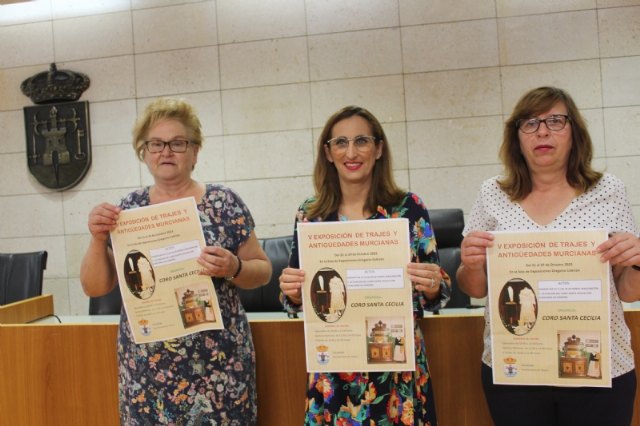 El Coro Santa Cecilia organiza la V Exposición de Trajes y Antigüedades