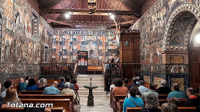 Miriam Cepeda deslumbra en La Santa con un recital magistral dentro del I Festival de Órgano de Totana