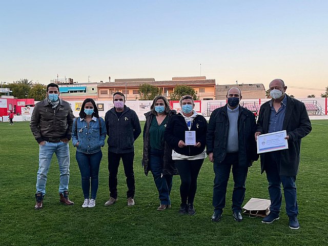 Vemos en televisión las mafias y corruptelas que tanto daño hacen a la política