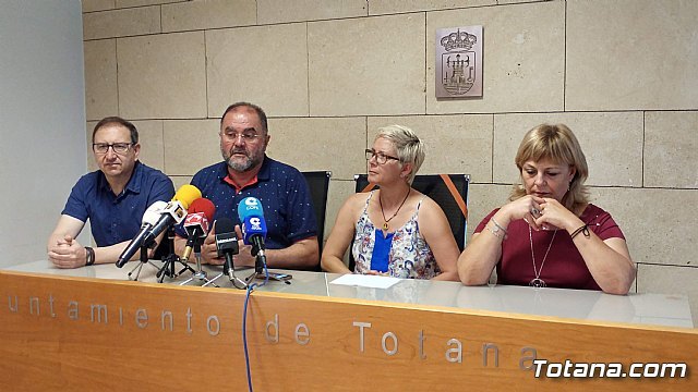 Ganar Totana IU ofreció una rueda de prensa para dar respuesta al comunicado emitido ayer en por el PP