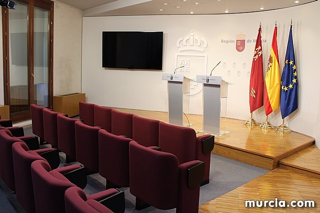 Convenio entre la Consejería de Educación y el Ayuntamiento de Totana para coordinar la extensión de la EOI de Lorca