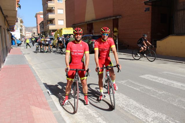 El CC Santa Eulalia disputa el Campeonato Regional Master de Fondo en carretera en Beniaján