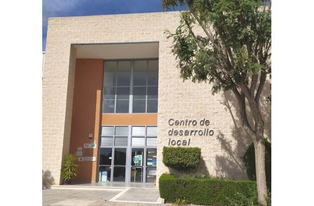 Nuevo Curso-Certificado de Profesionalidad gratuito de 'Limpieza en espacios abiertos e instalaciones industriales'