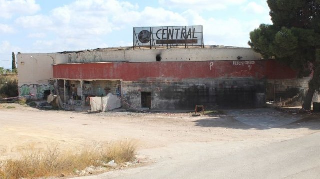 Arranca el procedimiento administrativo para la demolición de la edificación abandonada por ruina, antes destinada a discoteca