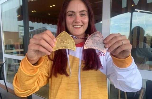 Deportes felicita a Ana Martínez Andreo, del Club Pesca Totana, medalla de oro en la competición por equipos y bronce en la modalidad individual, en el Campeonato de España