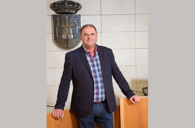 Se apertura el plazo para la presentación de adhesiones al expediente para el nombramiento de Hijo Predilecto de la Ciudad, a título póstumo, al ex alcalde Juan José Cánovas