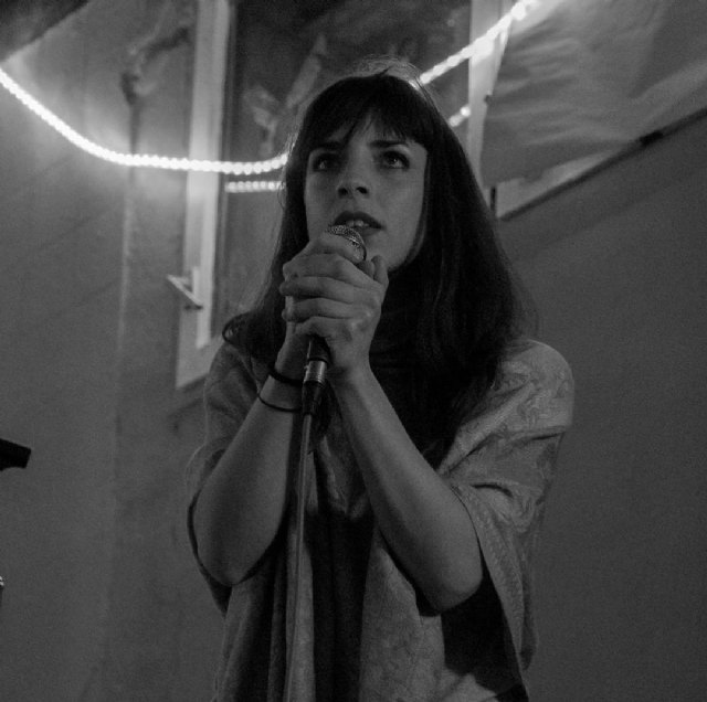 Laura Sam vuelve a Totana con una muestra de su taller de poesía oral “El POEMA FÍSICO”