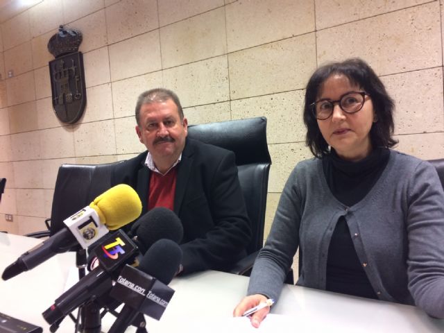 El alcalde insta al Ministerio de Hacienda a que colabore con 'medidas y condiciones excepcionales' para afrontar la 'situación estructural' económico-financiera del Ayuntamiento