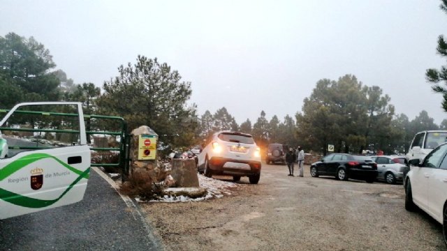 Cierran el acceso al Morrón de Espuña por placas de hielo