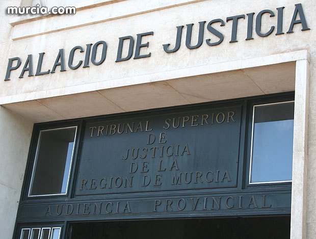 El TSJ confirma una multa de 7.000 euros por regar hortalizas ilegalmente