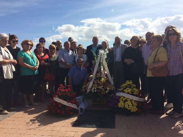 El Ayuntamiento de Totana dedica una lápida conmemorativa a los once vecinos fusilados de Totana y Aledo en octubre de 1939 en la tapia sur del cementerio
