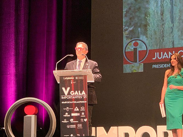 La Opinión reconoce la labor del totanero Juan Carrión en favor de las personas con una enfermedad rara