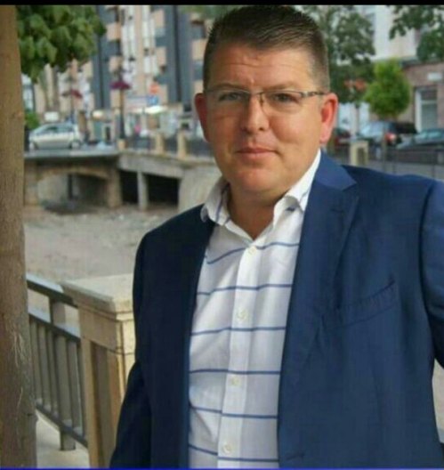 El concejal del Grupo Popular, Francisco J. Martínez Casanova, presenta su renuncia al acta de concejal para incorporarse como director general de Atención a la Diversidad y Calidad Educativa en la Consejería de Educación, Juventud y Deportes