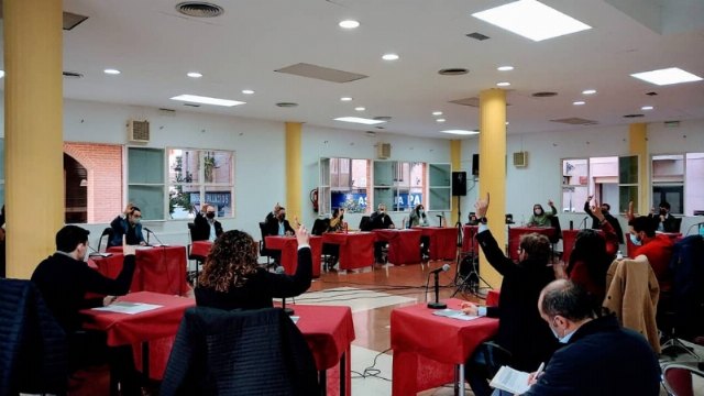 Totana se adhiere a la “Red municipal ganadero-cárnica” para reivindicar la importancia de esta actividad en la economía local