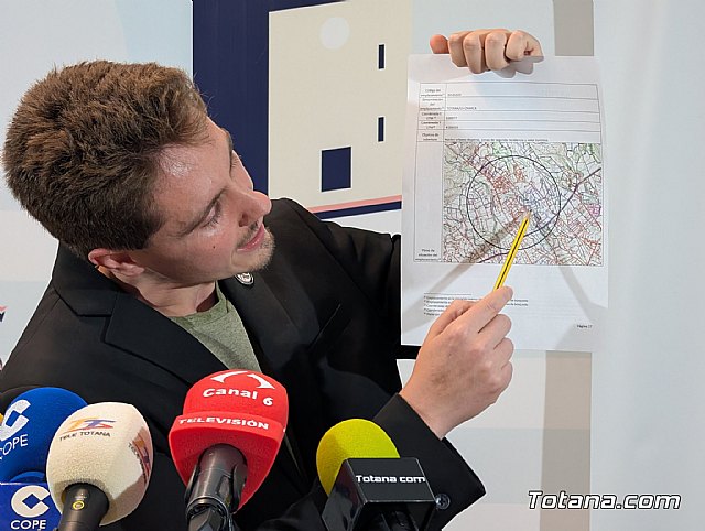 Ganar Totana exige la dimisión de la concejala de Urbanismo por la antena en La Charca: “Mentiras, negligencia y falta de transparencia”