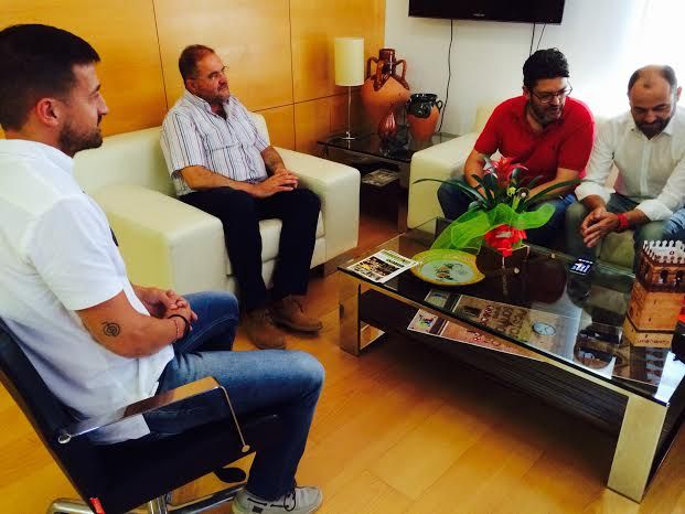 El alcalde se reúne con una delegación parlamentaria de Ciudadanos-Partido de la Ciudadanía con el fin de transmitirle los principales problemas que tiene el Consistorio totanero y el municipio