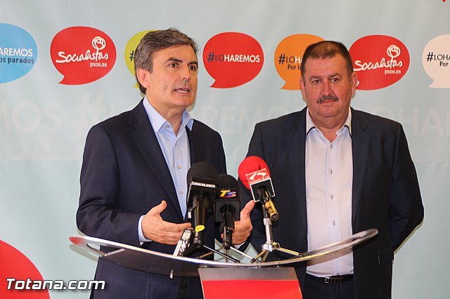 Rueda de prensa PSOE sobre Economía y Elecciones Generales