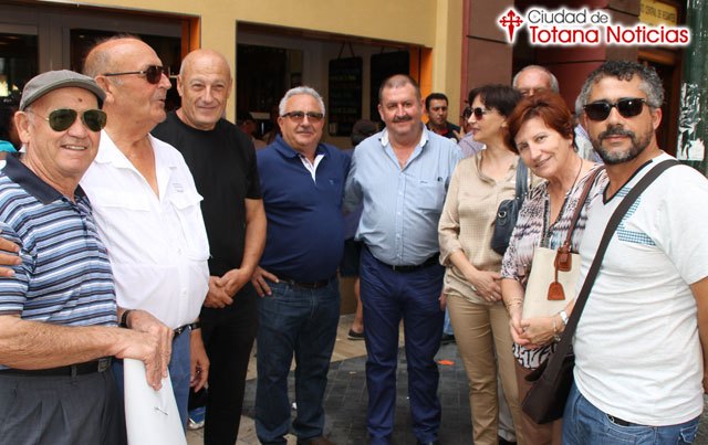 Concejales socialistas acuden a la manifestación en Murcia ante la CHS