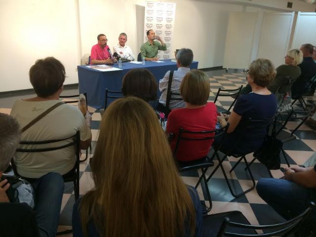 El misionero y teólogo totanero Bartolomé Burgos ofrece una interesante conferencia dentro del programa 'Totana Cultural'