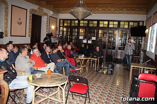 Charla-coloquio: 'Miguel Madrid en el Everest'