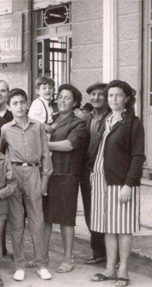 Hoy hace 53 años que nació mi hermano menor