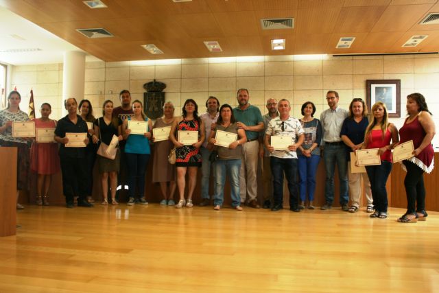 Autoridades municipales clausuran el programa de Formación para la Inclusión Social (FORIN) que ha promovido la Concejalía de Bienestar Social