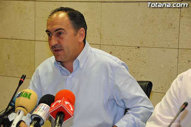 El portavoz del Grupo Municipal Popular, José Antonio Valverde Reina, en una foto de archivo / Totana.com
