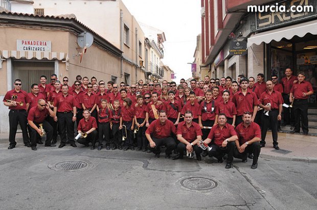 La banda de cornetas y tambores del Ilustre Cabildo Superior de Procesiones de Totana en una foto de archivo de la Trobada de Peñas del Barsa / Murcia.com