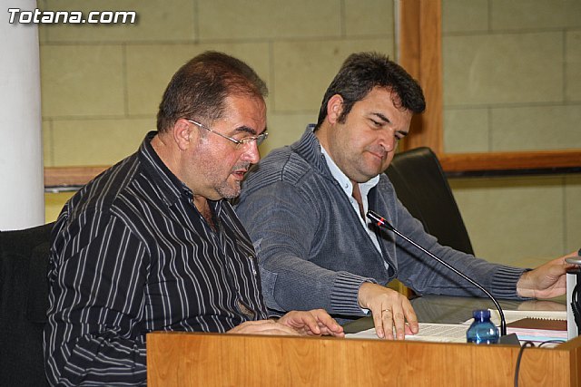 Los concejales de IU+LV, Juan José Cánovas y Pedro Martínez, en una foto de archivo / Totana.com