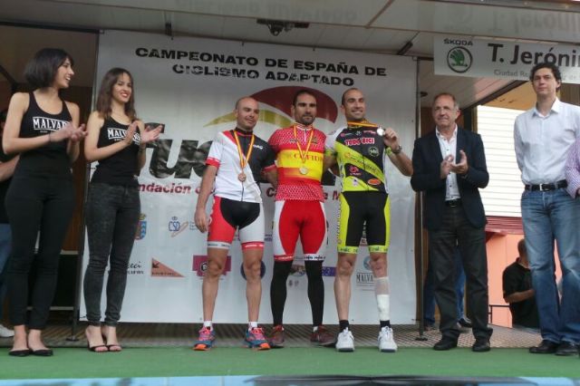Juan Antonio Sánchez, del Club Ciclista Santa Eulalia, oro y plata en los Campeonatos de España de Ciclismo Adaptado