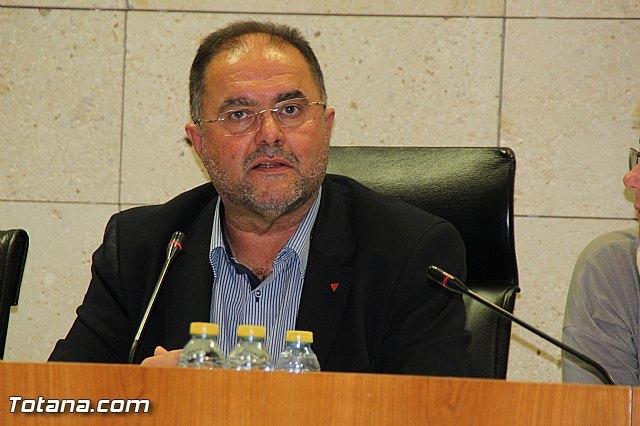 Juan José Cánovas Cánovas, Alcalde de Totana, en una foto del último Pleno / Totana.com