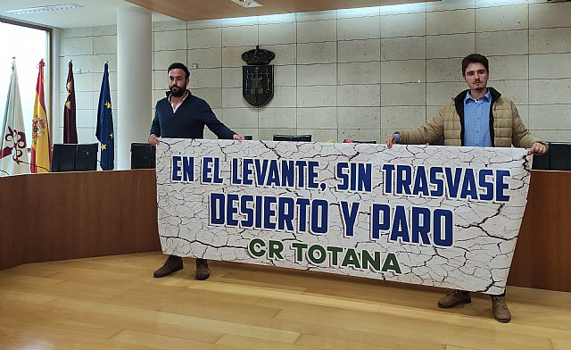 El Ayuntamiento y la Comunidad de Regantes convocan a la ciudadanía a participar en la concentración que tendrá lugar mañana en Madrid en defensa del trasvase Tajo-Segura