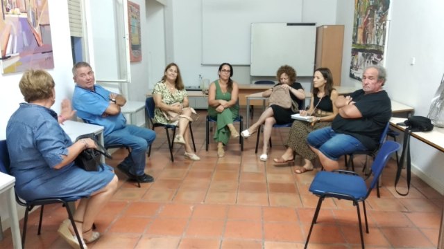 La concejal de Participación Ciudadana y Pedanías mantiene una primera reunión con los alcaldes pedáneos salientes