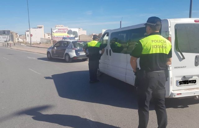 La Policía Local inicia hoy una campaña de control de furgonetas promovida por la DGT
