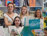 Totana arropa a Raquel Montiel en la presentación de su primera novela: Totana arropa a Raquel Montiel en la presentación de su primera novela: